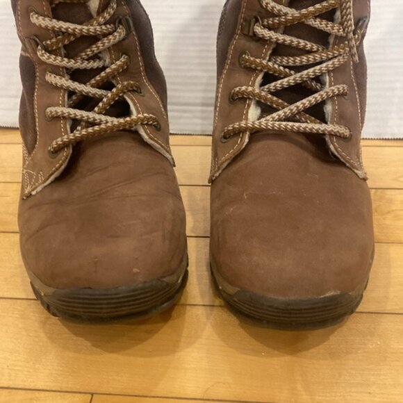 BANFF TRAIL Brown Suede like lace up side zipper water resistant - Picture 10 of 16
